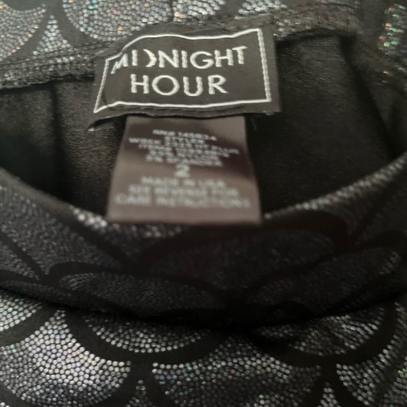 Mermaid Scales Black Glitter Circle Skirt | Size 2x - Picture 4 of 4